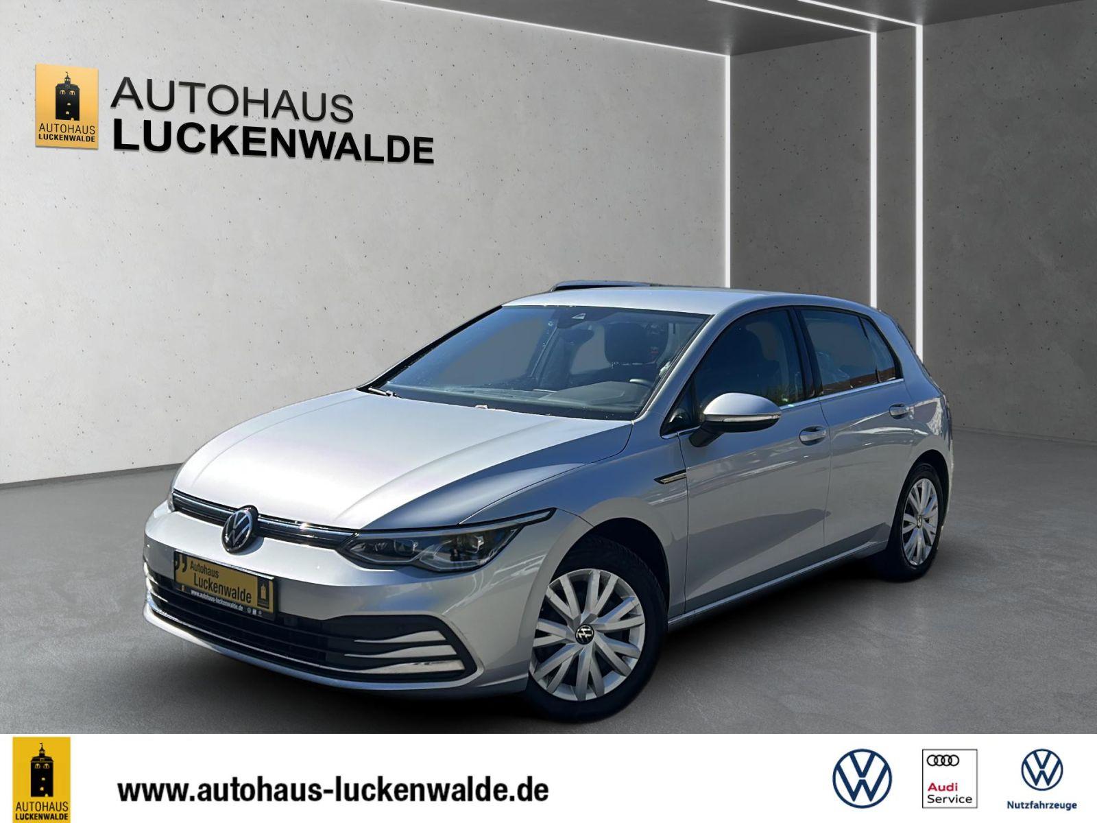 Volkswagen Golf VIII 2.0 TDI Style DSG *ACC*NAV*R-CAM*SHZ*