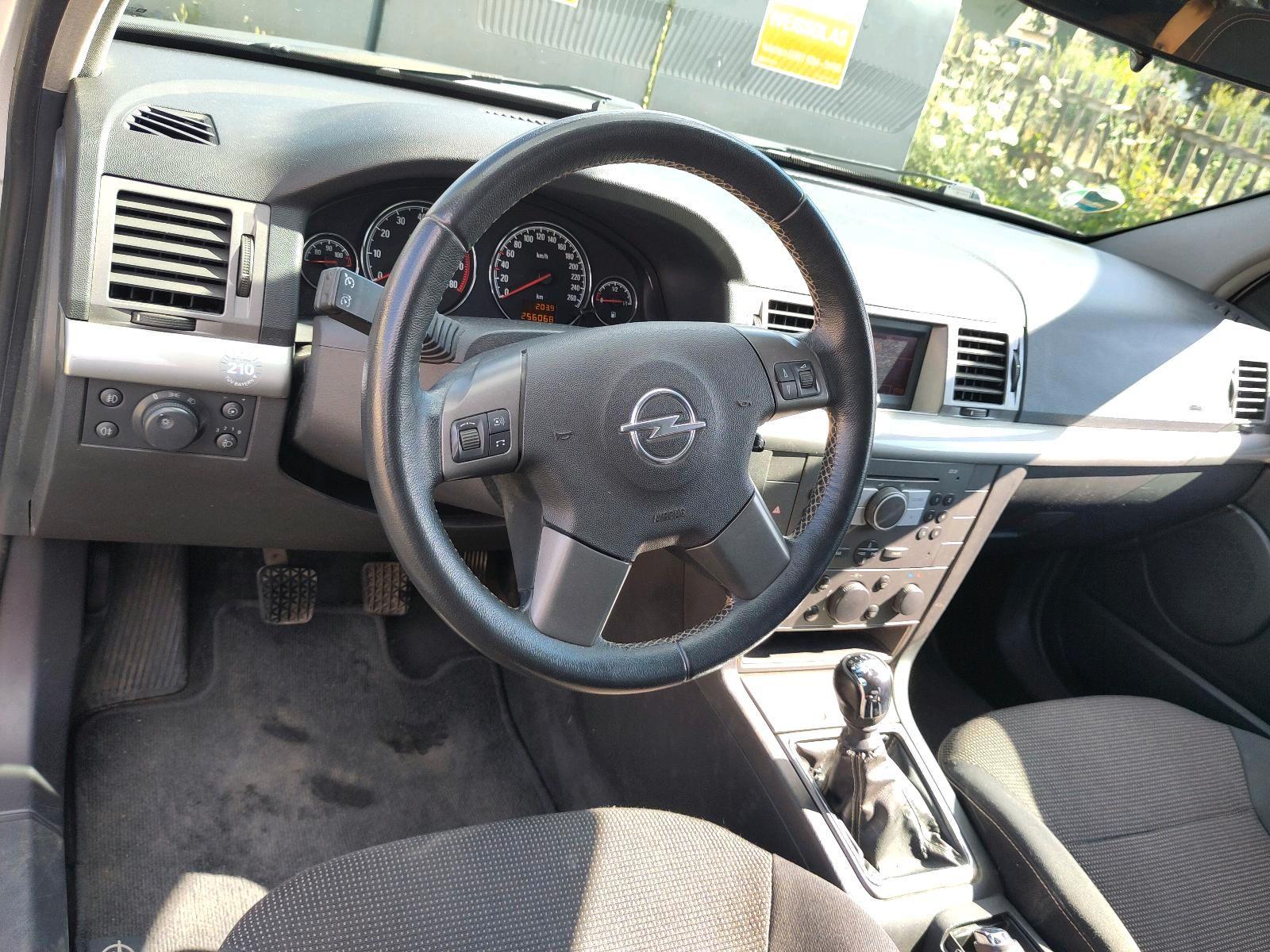 Opel Signum 2005 — photo 5