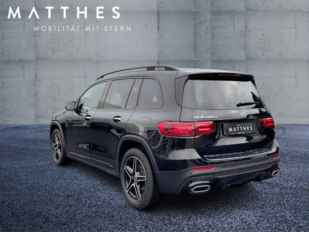 Fahrzeugabbildung Mercedes-Benz GLB 200 d AMG/Night/Pano/360°/AHK