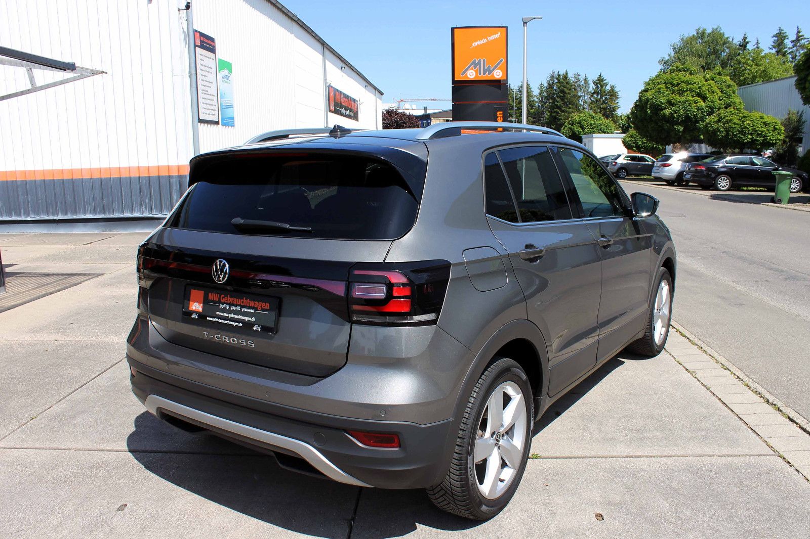 Fahrzeugabbildung Volkswagen T-Cross 1.0 TSI DSG Style ACC NAVI KAM PDC AHK