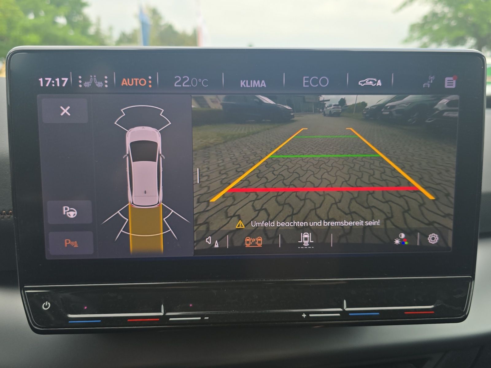 Fahrzeugabbildung CUPRA Born LED HUD RFK WÄRMEPUMPE SH ACC