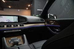 MERCEDES-BENZ GLE 450 4Matic AMG*PANO*HEADUP*CAM*AHK*TOP!