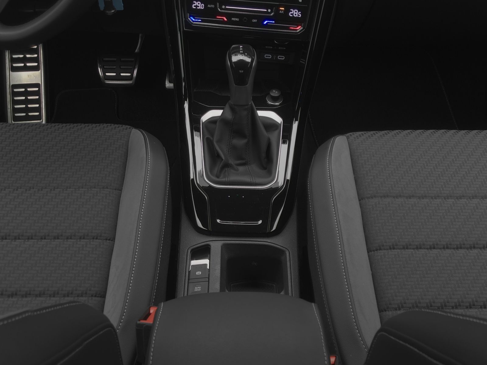 Volkswagen T-Roc - Bild 16