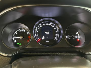 Renault Megane IV Grandtour Play *Navi*AHK*Sitzheiz.*