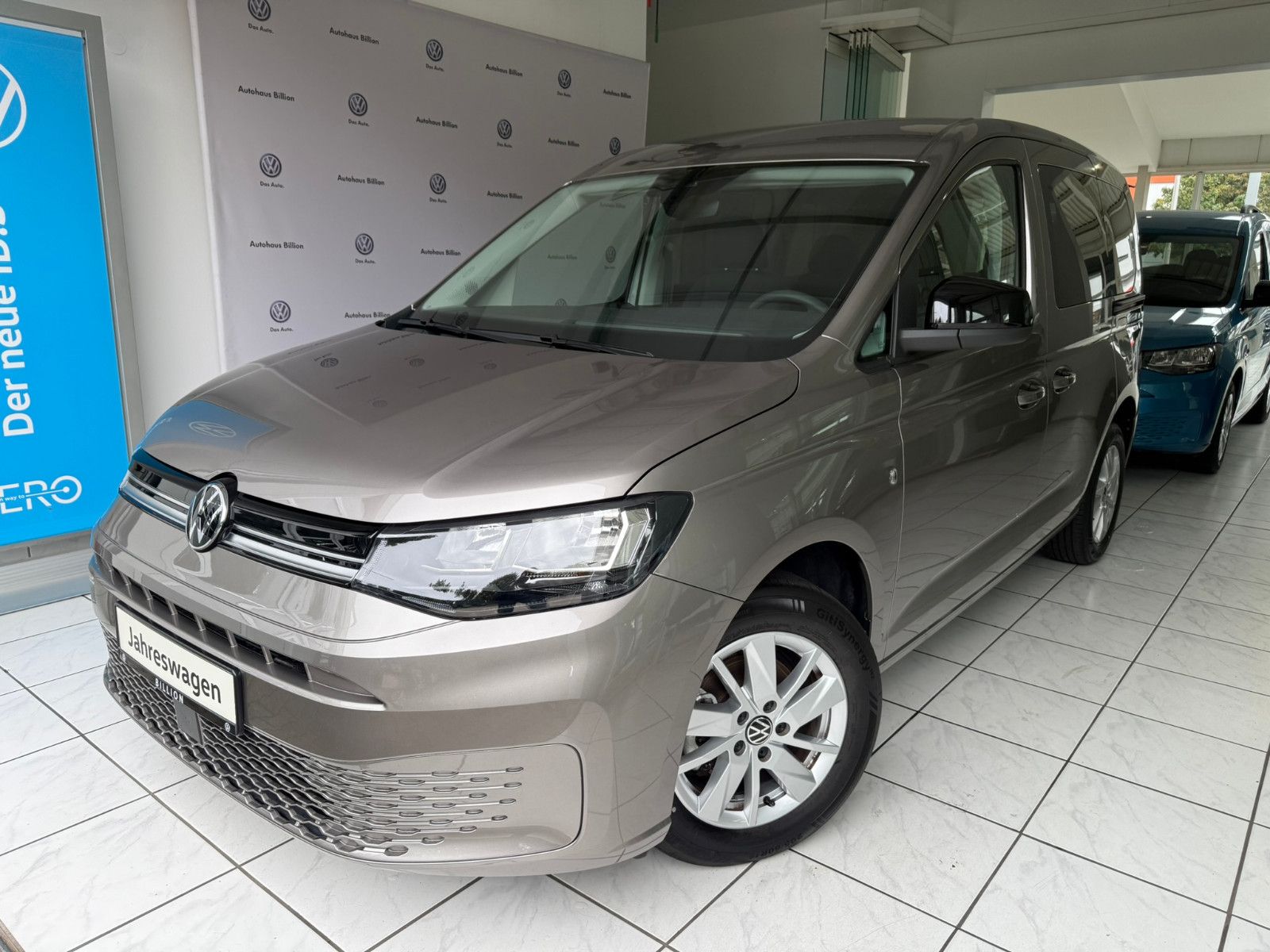 Volkswagen Caddy Life 2.0 TDI SCR BMT // AHK, NAVI, WINTER imagem 2