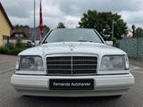 Mercedes-Benz E 220 Automatik | Schiebedach| 2 hand | TÜV NEU