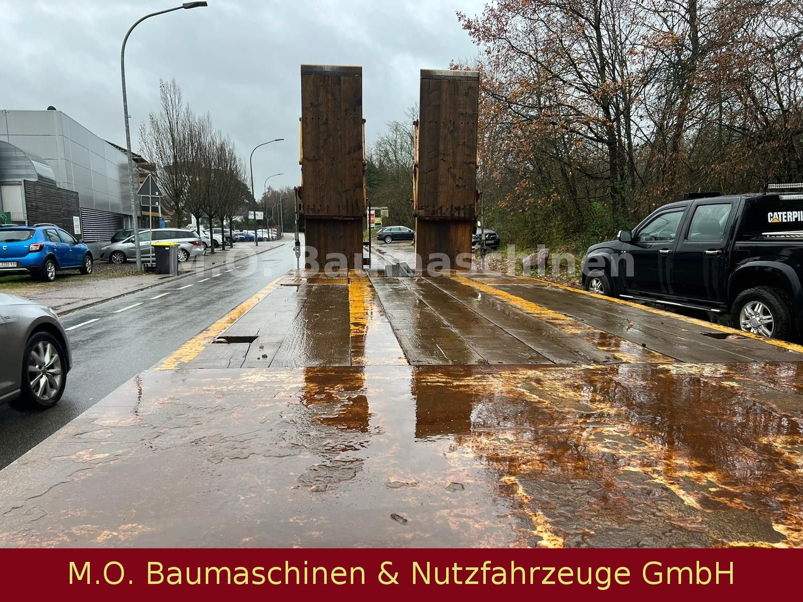 Fahrzeugabbildung Müller-Mitteltal PT 30,0 Kompakt / 3 Achser / Blatt /hydr. Rampen