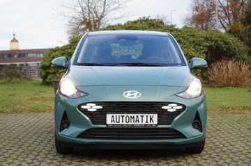 Hyundai i10 1.0 AUT.-NAVI-KLIMA-TEMPOMAT-KAMERA-PDC-