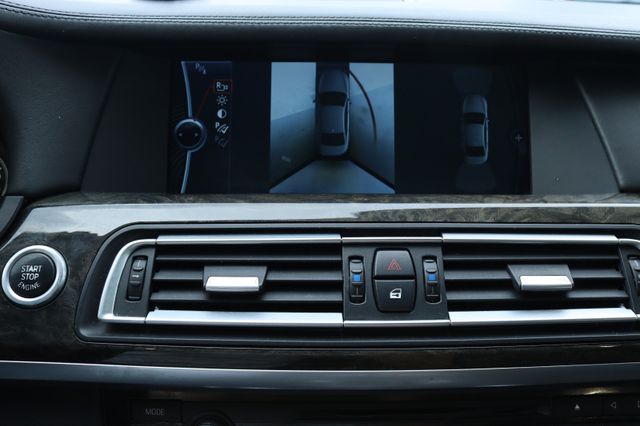 BMW 740d xDrive  HEAD UP+ACC+GSD