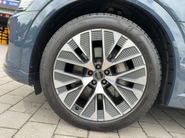 2024 AUDI Q8 E-TRON — миниатюра 14