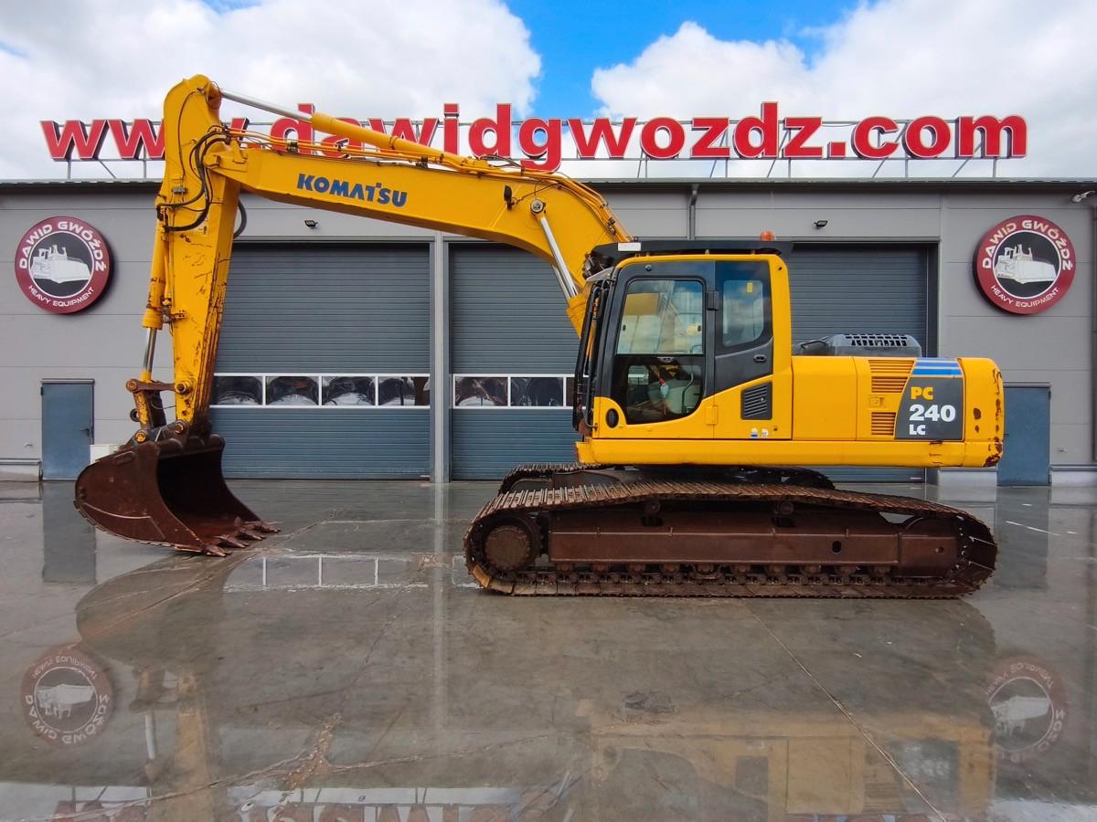 Komatsu PC240LC-8