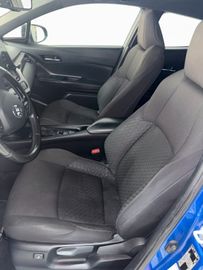 Toyota C-HR - 7