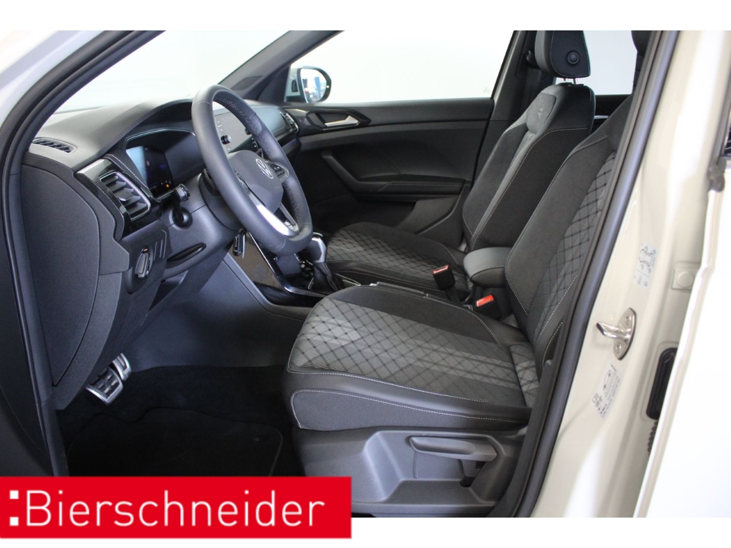 Volkswagen T-Cross - Bild 4
