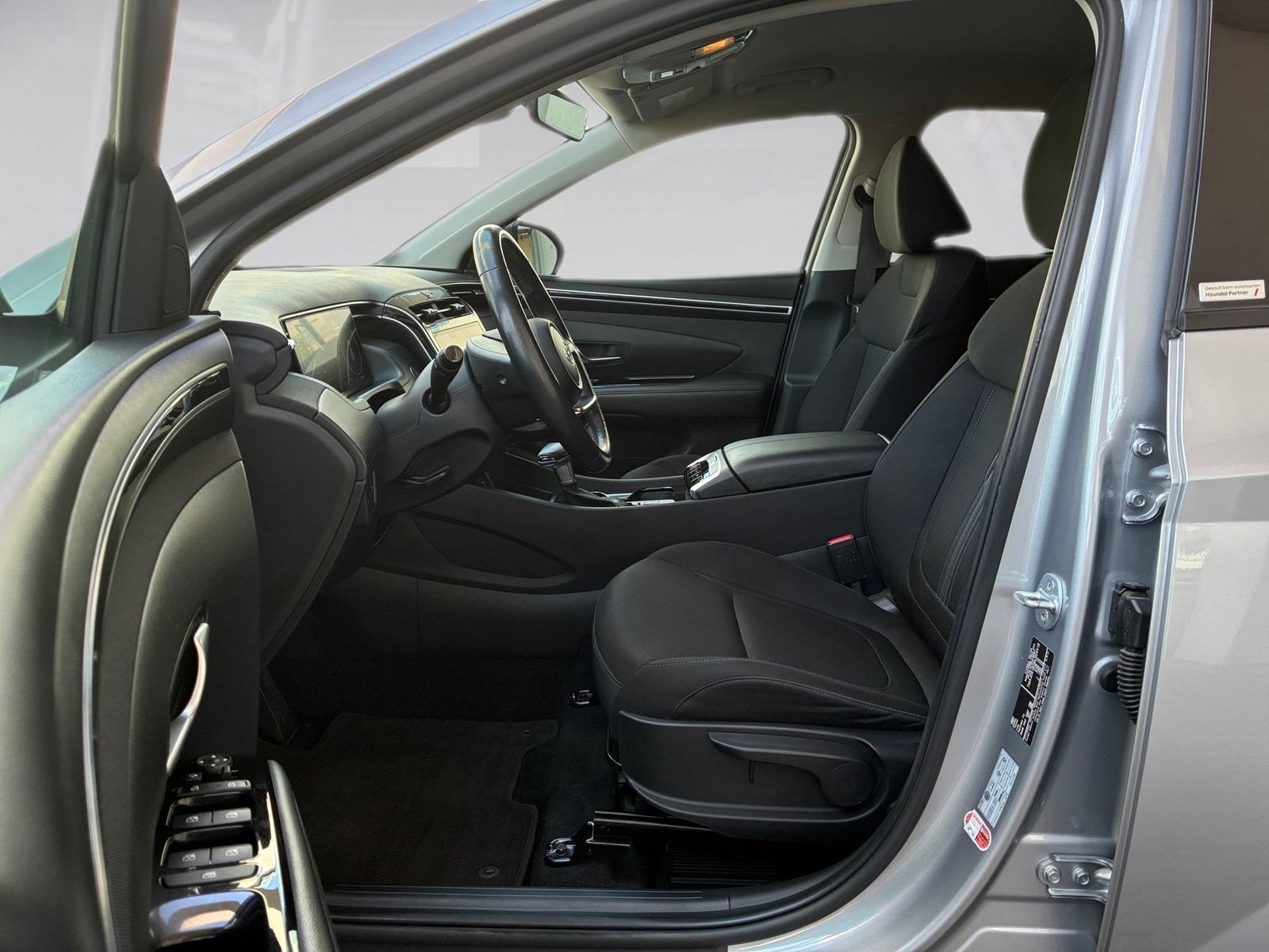 Fahrzeugabbildung Hyundai Tucson 1.6 T-GDI Select Kamera,Navi,PDC,Virtual