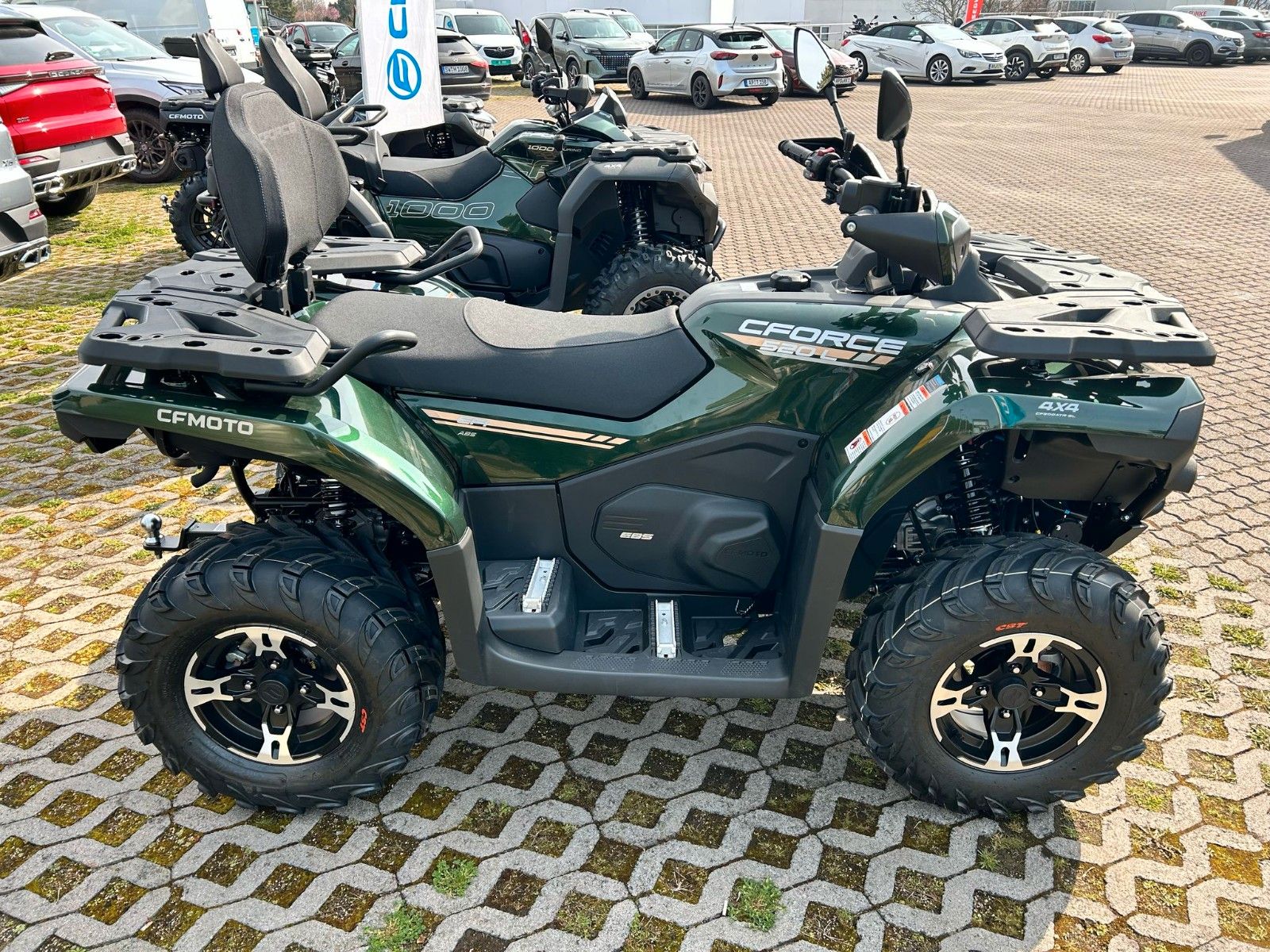 Fahrzeugabbildung CFMOTO CFORCE 520