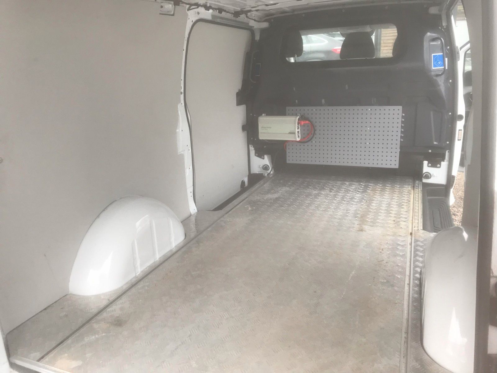 Fahrzeugabbildung Mercedes-Benz Vito Kasten 114 RWD extrala,Automatic,90910Km