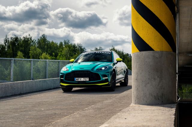 Aston Martin DBX 4.0 V8 DBX707