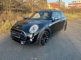 MINI Mini Cooper S / 1. Hand / unfallfrei / 18 Zoll - gebrauchte MINI MINI aus dem Jahr 2015