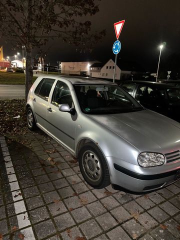 Volkswagen Golf 4