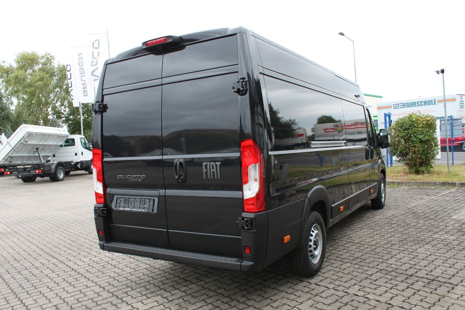 Fahrzeugabbildung Fiat Ducato KaWa Maxi  L4H2 180PS Full LED