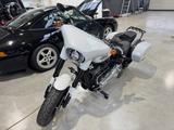 Harley-Davidson Sport Glide FLSB White+Tempomat+Koffer - HARLEY-DAVIDSON SPORT