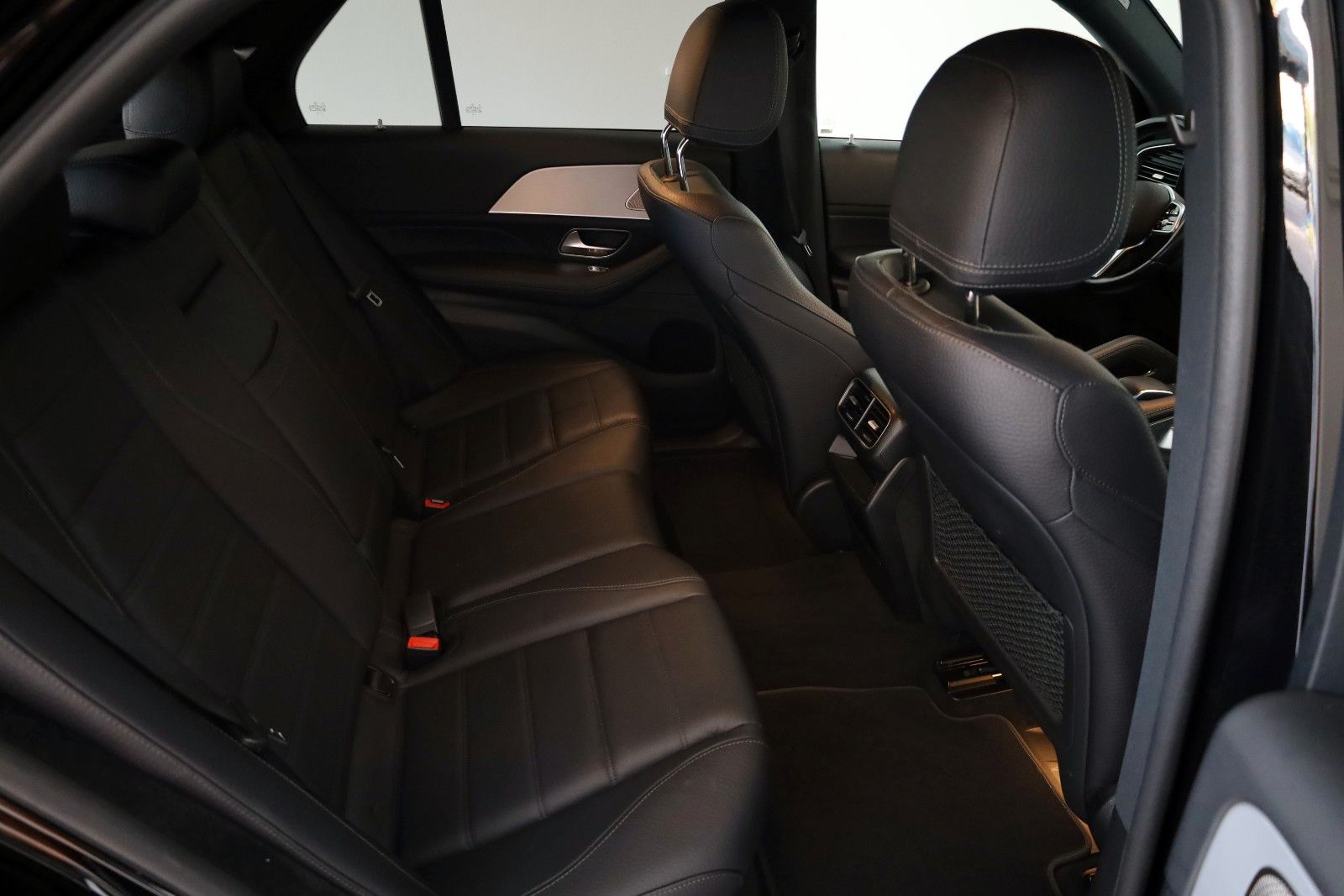 Fahrzeugabbildung Mercedes-Benz GLE 350 de 4M Navi,LED,SH,360°Kamera,Panoram,AHK