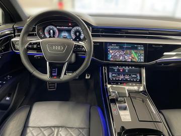 2025 AUDI A8 — миниатюра 13