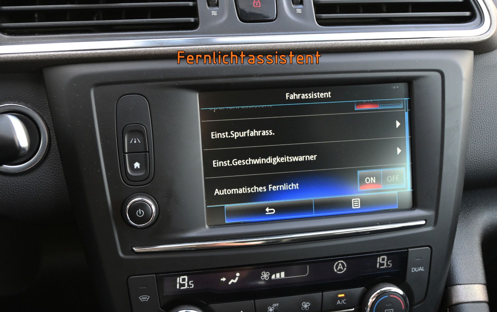 Fahrzeugabbildung Renault Kadjar ENERGY 1,2 TCe 130 XMOD °AHK°NAVI°KEYLESS