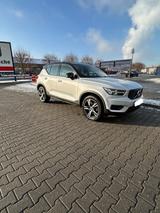 Volvo XC40 T4 R Design Geartronic R Design - Volvo Gebrauchtwagen in Nürnberg