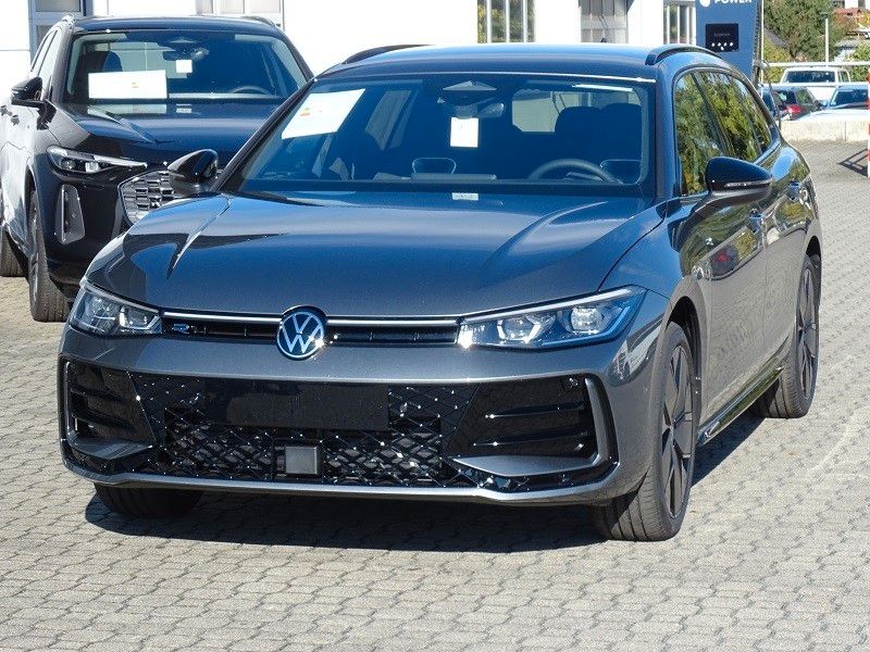 Volkswagen Passat Variant 2.0 TDI DSG R-line "Black Style" imagem 2