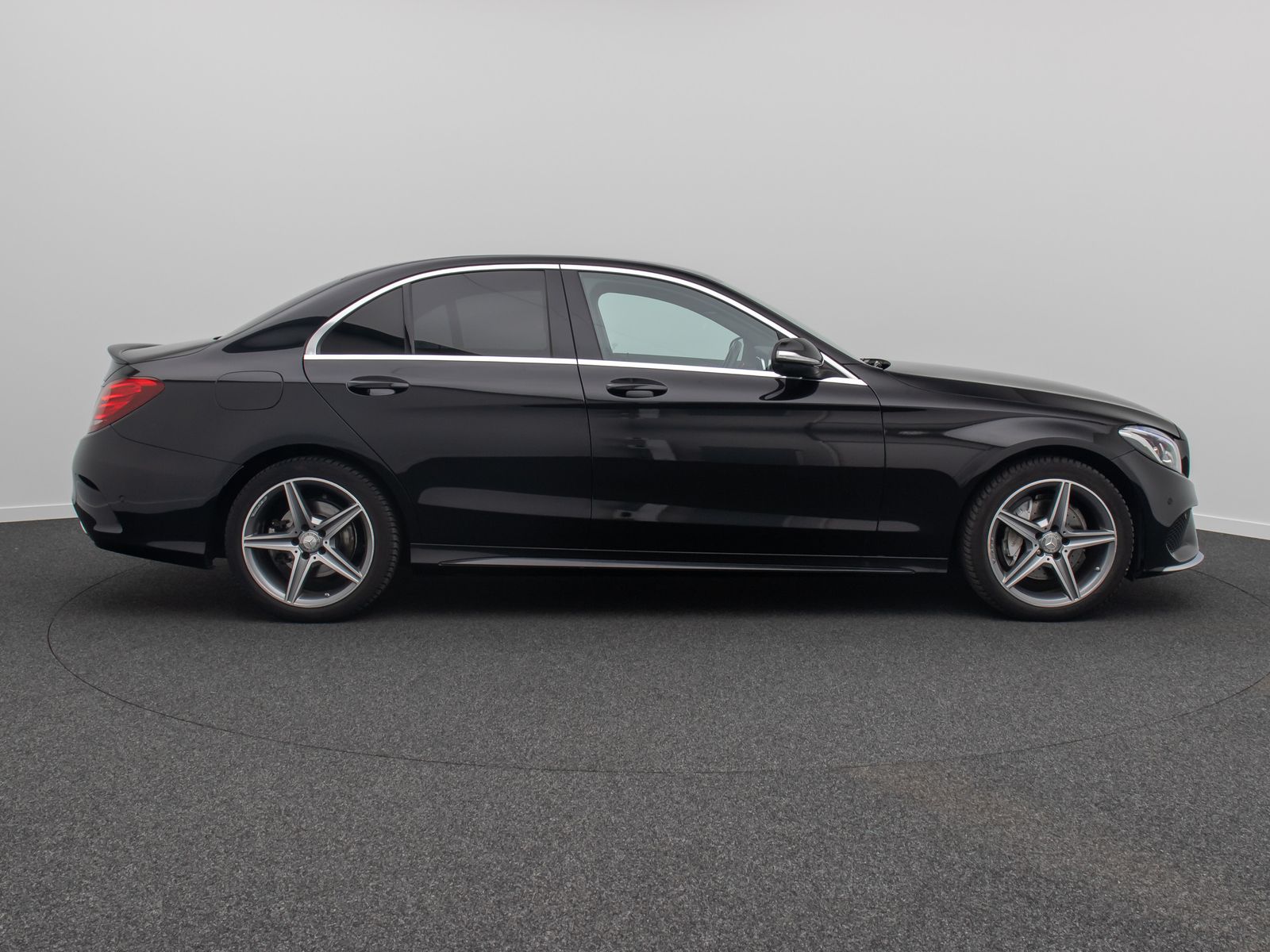 Fahrzeugabbildung Mercedes-Benz C 220 BlueTec/d AMG Line Kamera AHK HUD Sport LM