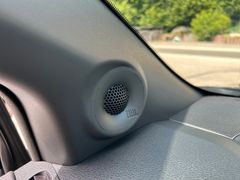 TOYOTA Sienna Hybrid XLE 7-Sitzer