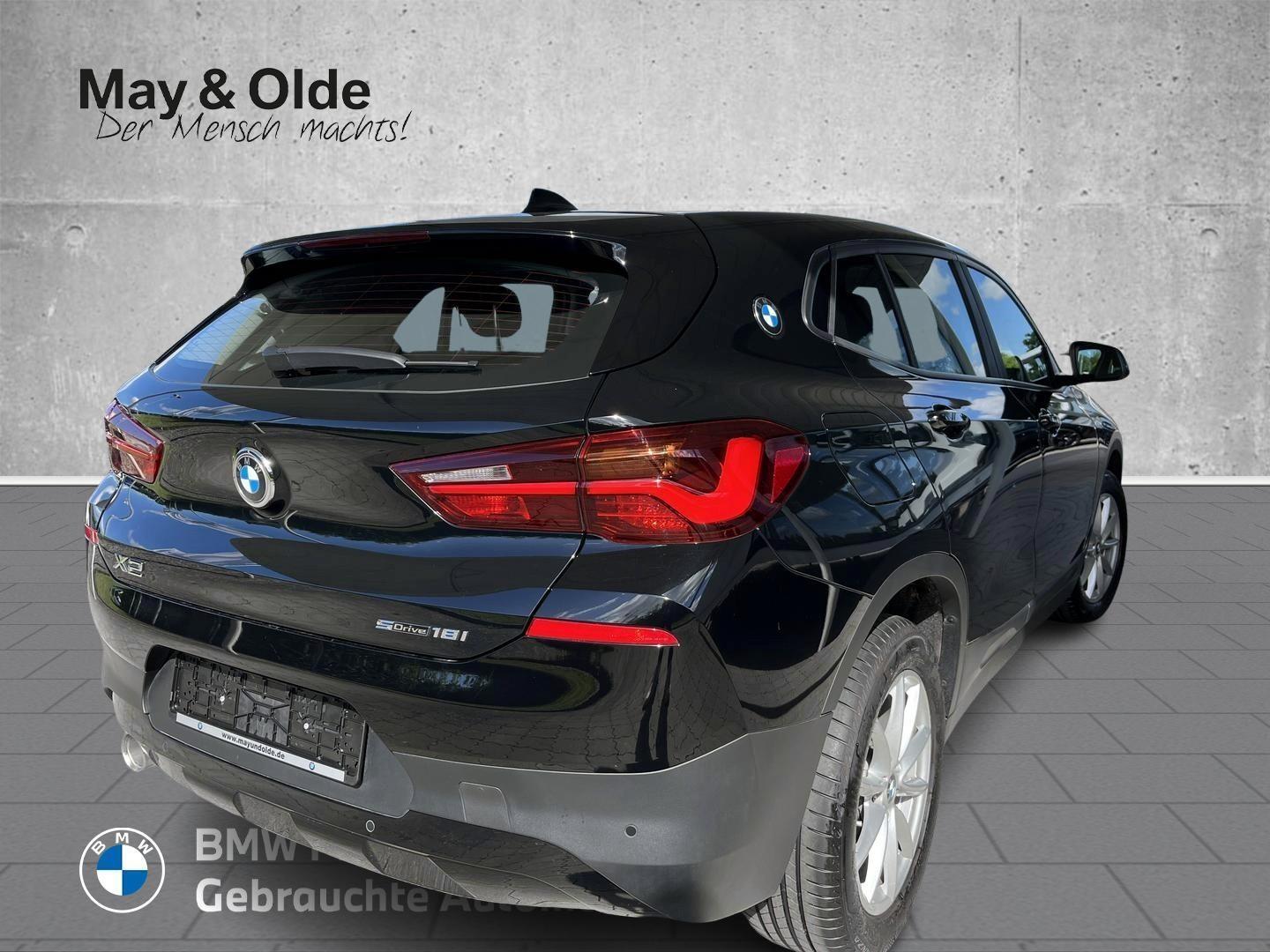 BMW X2 sDrive18i Automatik LED Navi Harman/Kardon