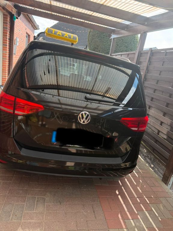 Image of Volkswagen Touran