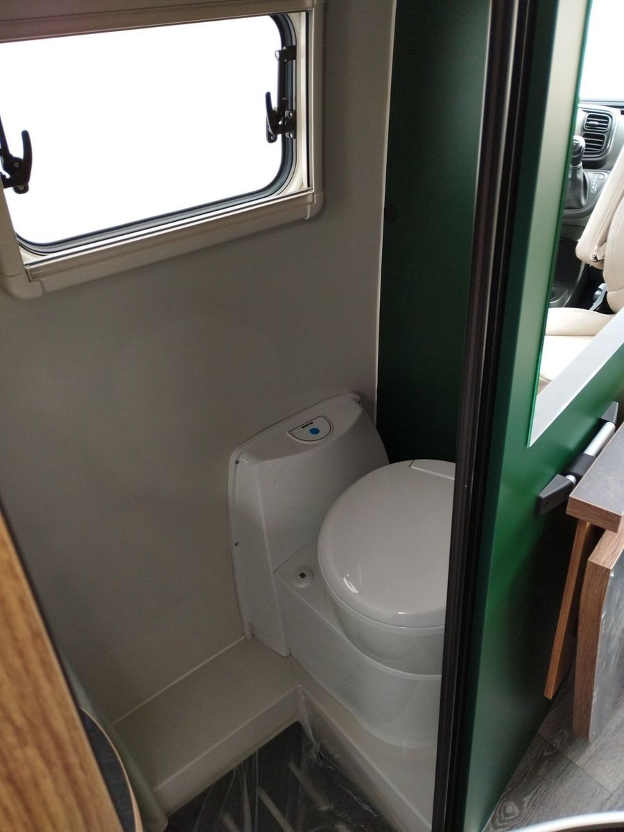 Fahrzeugabbildung Karmann Dexter DE 600 Automatik, Concept