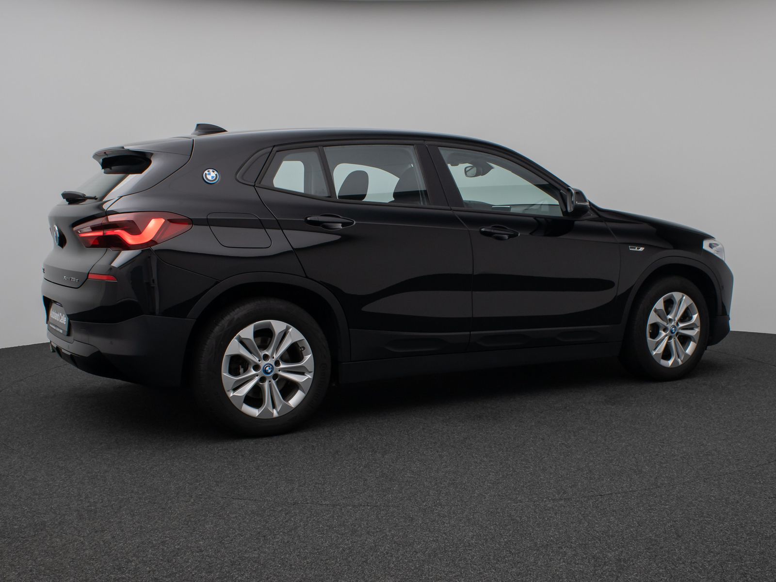 Fahrzeugabbildung BMW X2 xD25e Kamera DAB Lordos LED Geschwindigkeitsr