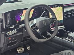 Fahrzeugabbildung Rafale 200 E-Tech Full Hybrid Esprit Alpine 1.2