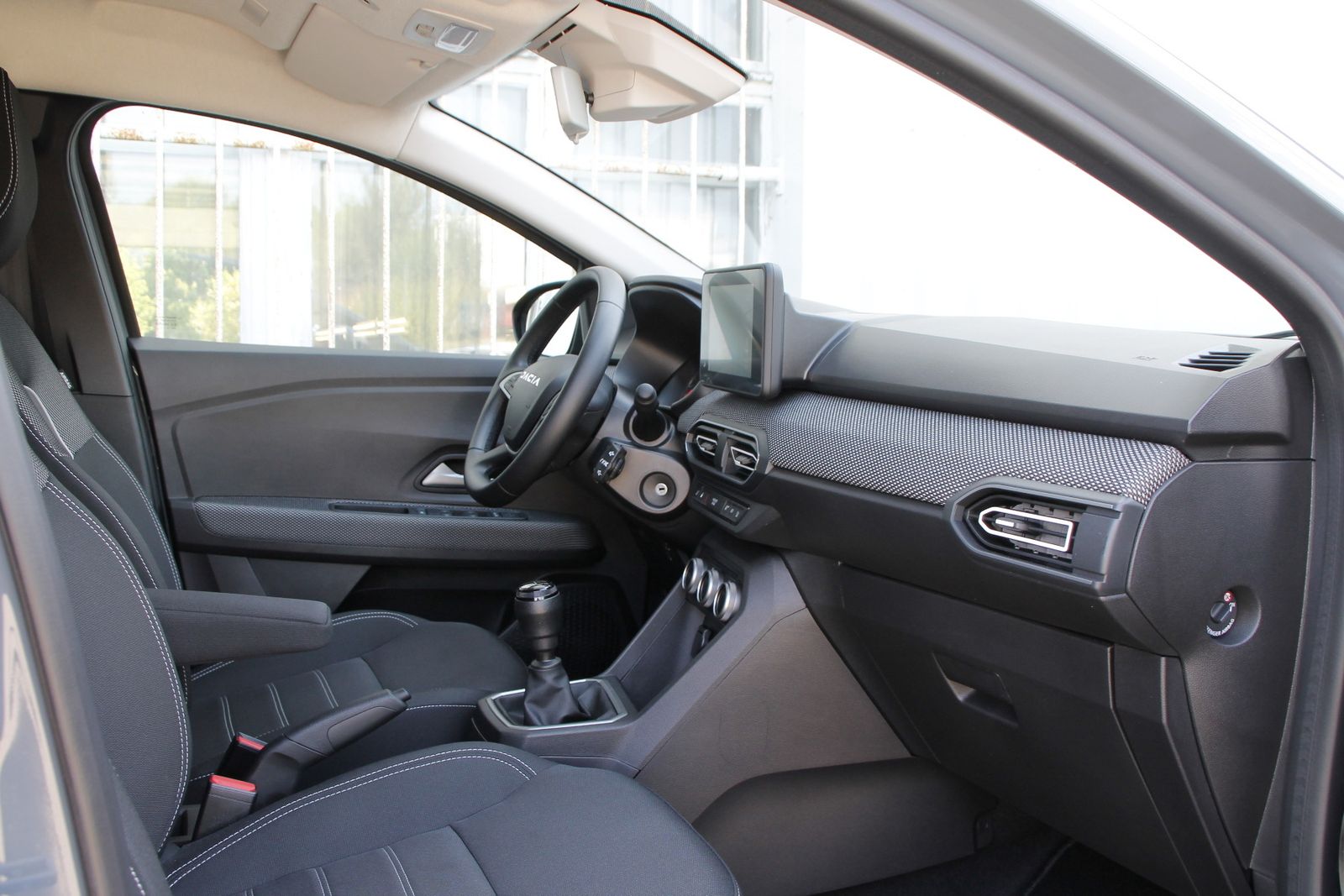 Fahrzeugabbildung Dacia Sandero Expression TCe 90