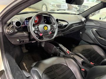 صورة مصغرة 18 لـ 2020 Ferrari F8