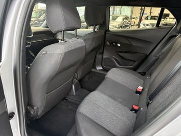 Peugeot 2008 - 10