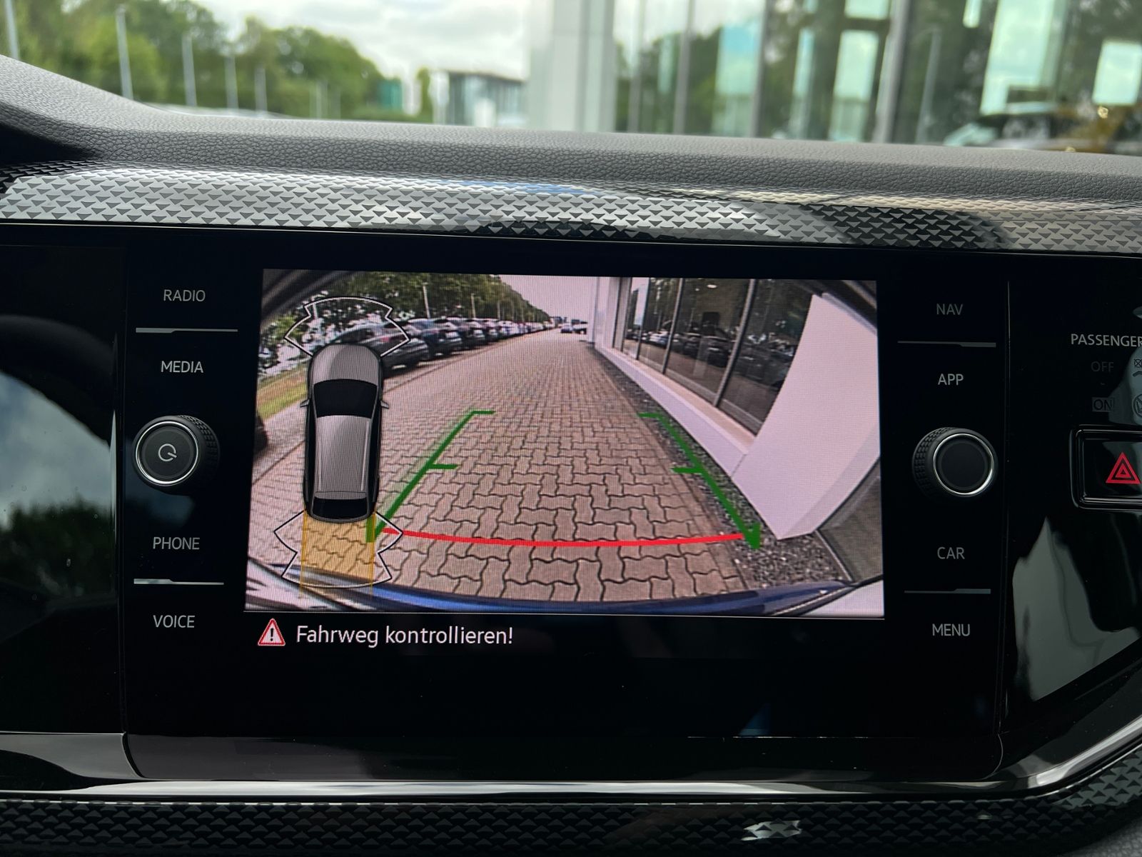 Fahrzeugabbildung Volkswagen Taigo Life 1,0 l TSI *LED, Navi, Kamera, 16''-LM
