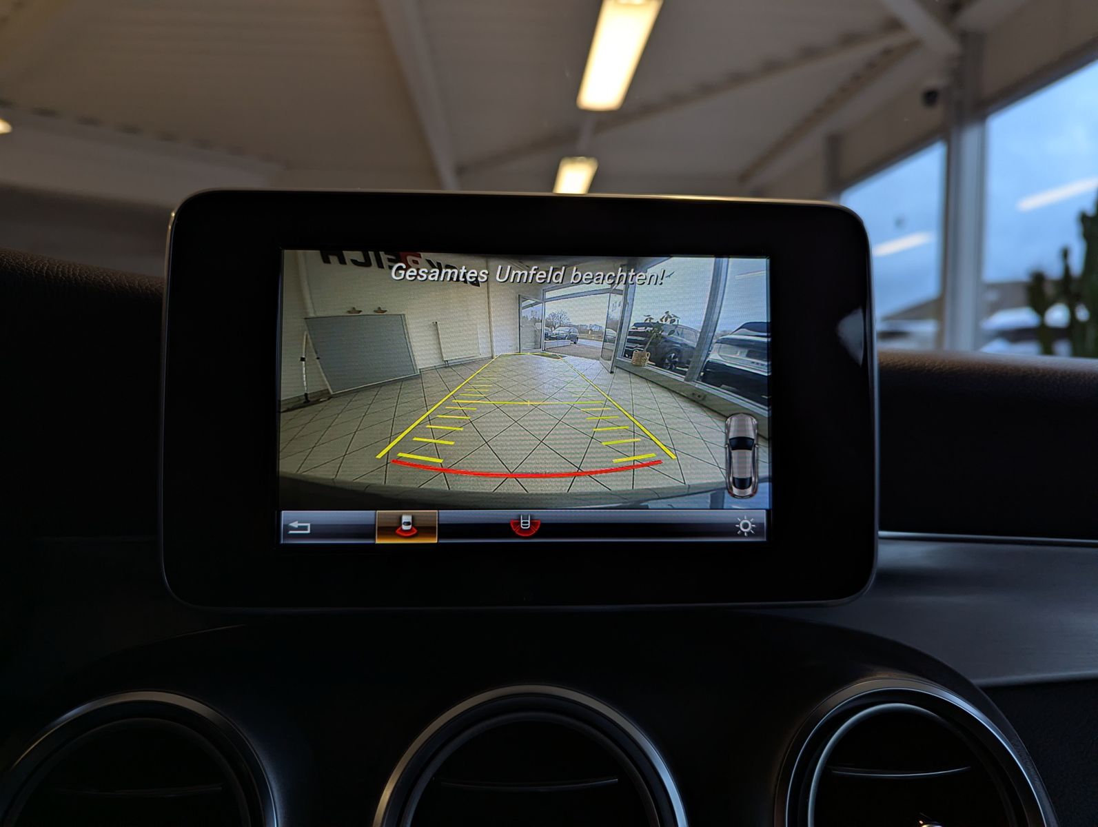 MERCEDES-BENZ C 250 d Coupe AMG-Line LED-ILS Leder Night Cam - Image 23