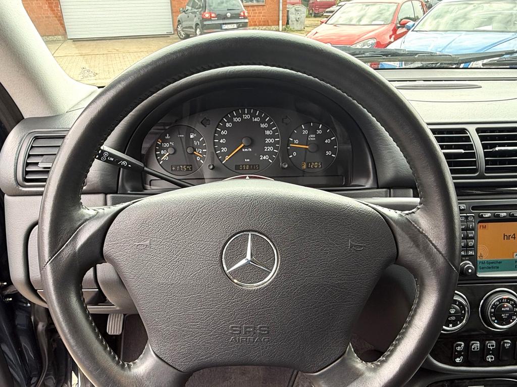 Mercedes-Benz ML 400