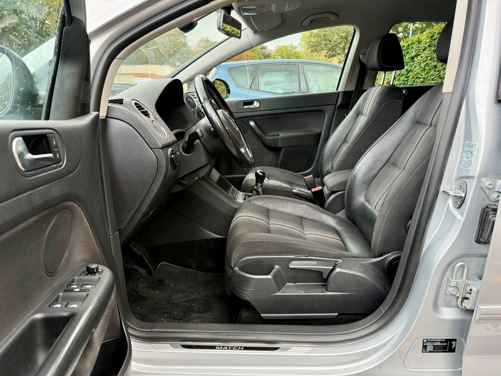 Volkswagen Golf 2012 — engine 122 HP (90kW)