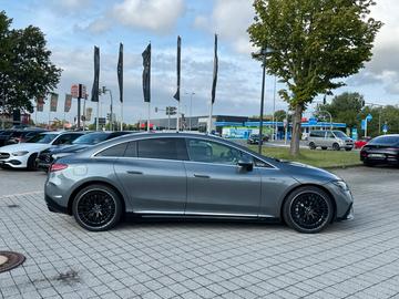 صورة 8 لـ 2022 Mercedes-BENZ EQE