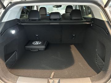 MG HS PHEV Luxury
