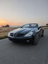 Mercedes-Benz SLK 280 - - schwarze Mercedes-Benz SLK 280