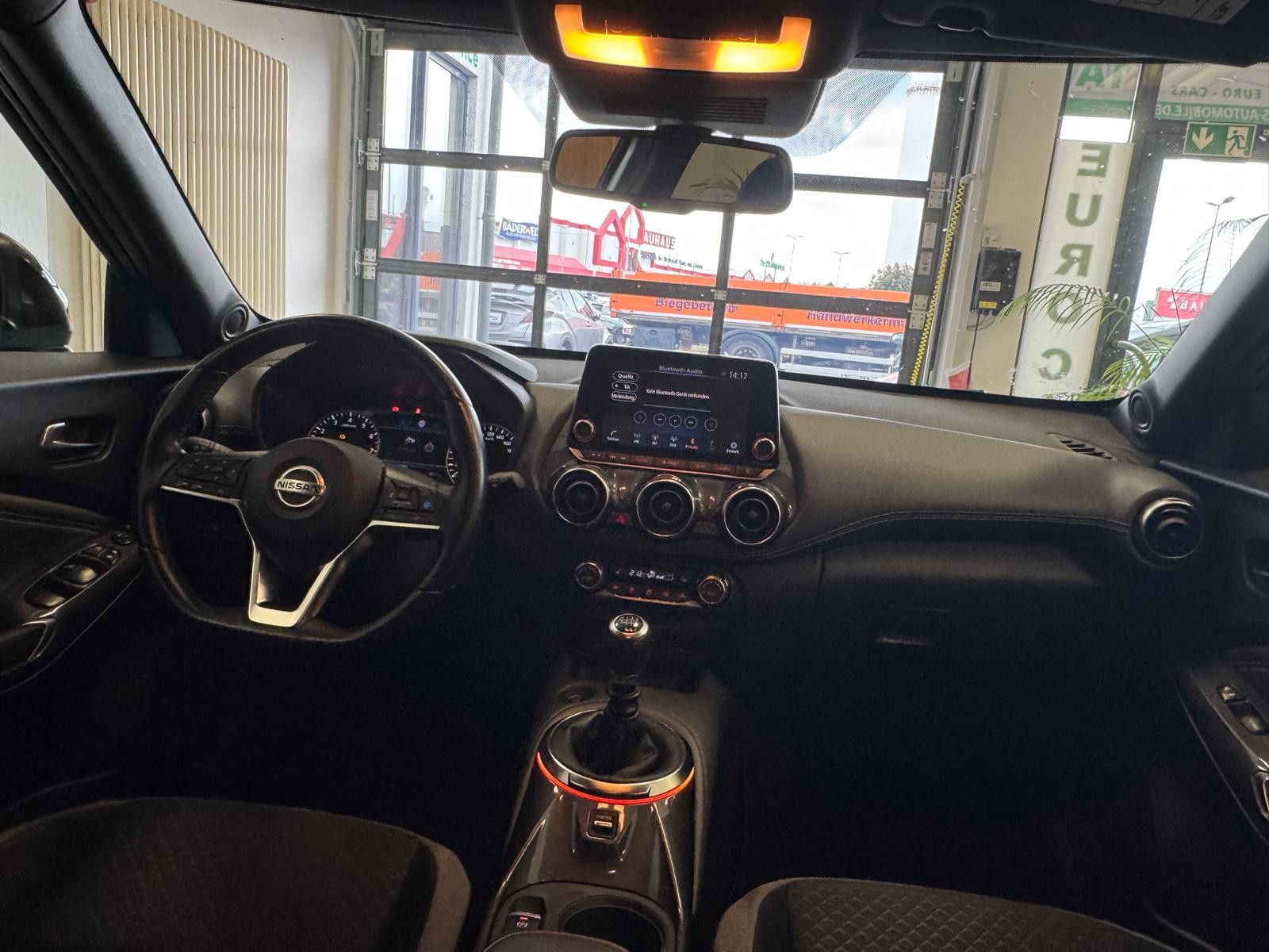 Fahrzeugabbildung Nissan Juke N-Connecta / WENIG KM/NAVI/KLIMA/GARANTIE