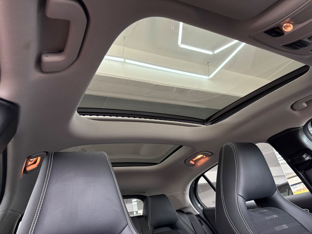 Mercedes-Benz GLA 200 - Bild 9