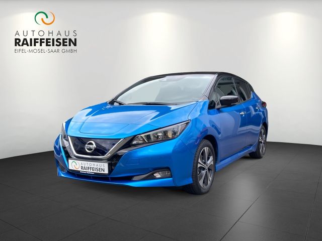 Nissan Leaf N-Connecta,40KW Kmera 360,LHZ-SHZ v-H